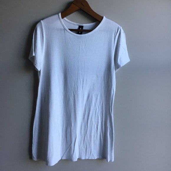 ⚪ Agnes & Dora super soft white basic tee - Picture 10 of 13